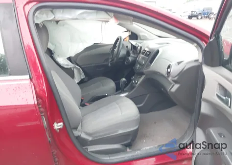 2013 Chevrolet Sonic Lt Auto z USA, uszkodzony, nr VIN 1G1JC5SH0D4177909